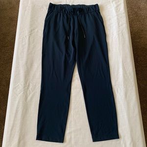 lululemon On The Fly 25” Pant